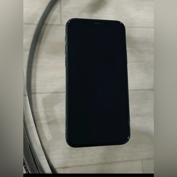 iPhone 11Pro - Picture 13 of 14